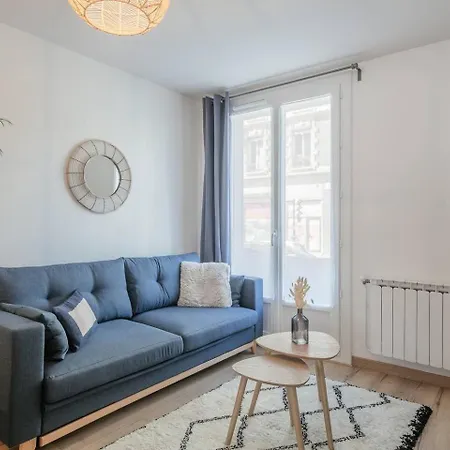 アパート Bleuet - 2 Bedrooms - Air Conditioning, Free Parking & Tram グルノーブル