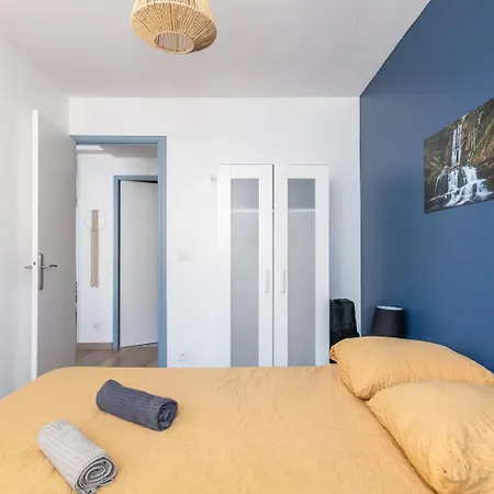 アパート Bleuet - 2 Bedrooms - Air Conditioning, Free Parking & Tram グルノーブル